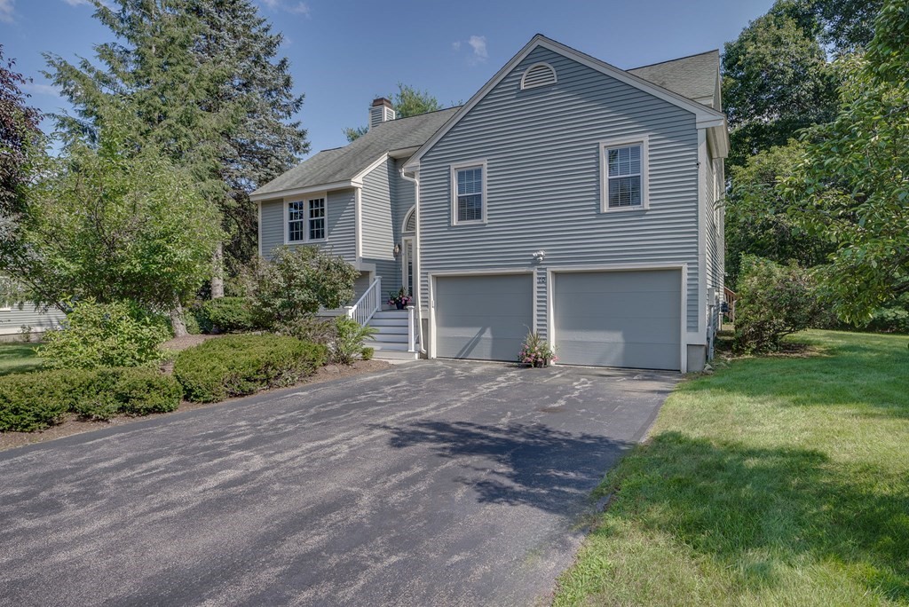 10 Fox Run Road, Unit 2 Amherst, NH 03031 - Photo 1 of 30