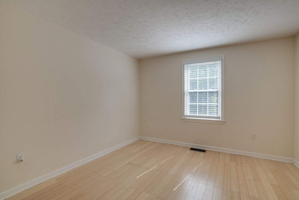 10 Fox Run Road, Unit 2 Amherst, NH 03031 - Photo 22 of 30