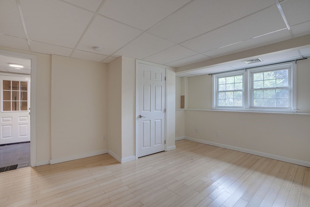 10 Fox Run Road, Unit 2 Amherst, NH 03031 - Photo 27 of 30