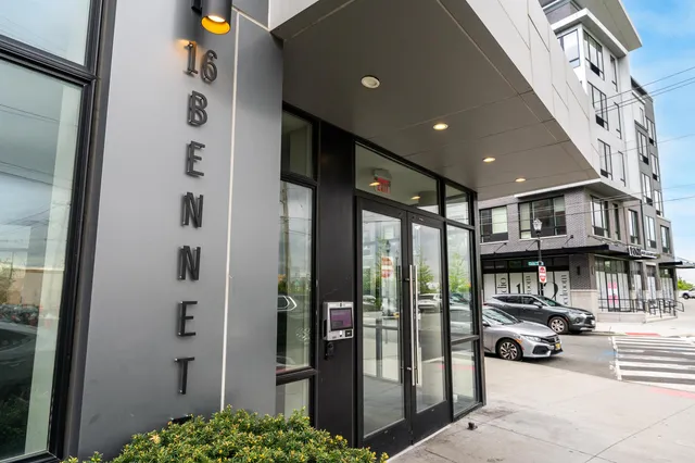 $2,300 | 16 Bennett Street, Unit 515, Jersey City, NJ 07304