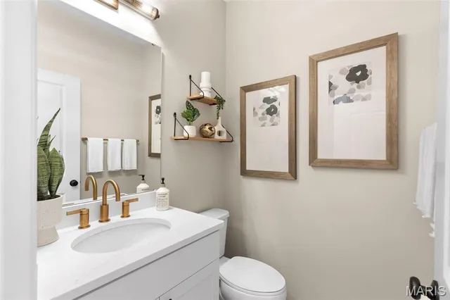 $485,900 | 2 Ashford At Louiselle Park, Maryland Heights, MO 63043