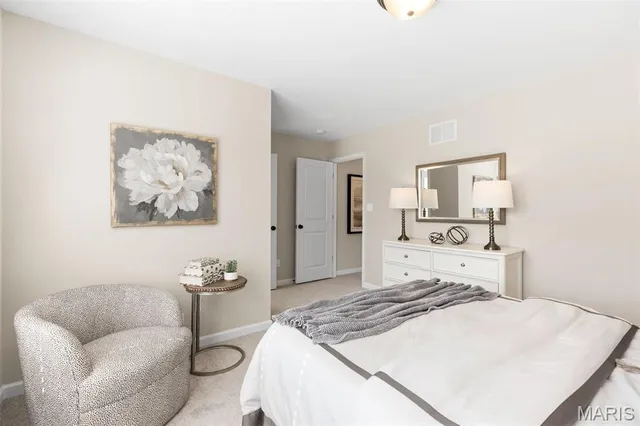 $485,900 | 2 Ashford At Louiselle Park, Maryland Heights, MO 63043