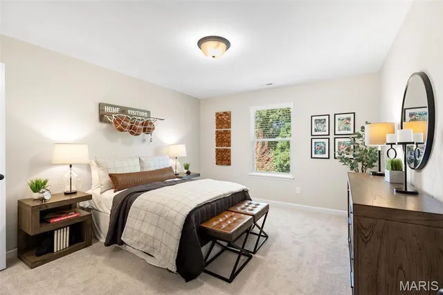 $485,900 | 2 Ashford At Louiselle Park, Maryland Heights, MO 63043