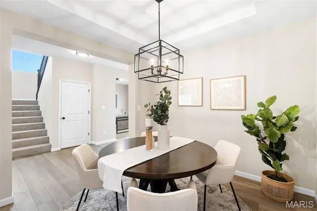 $485,900 | 2 Ashford At Louiselle Park, Maryland Heights, MO 63043