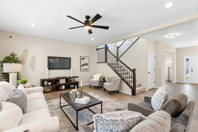 $485,900 | 2 Ashford At Louiselle Park, Maryland Heights, MO 63043