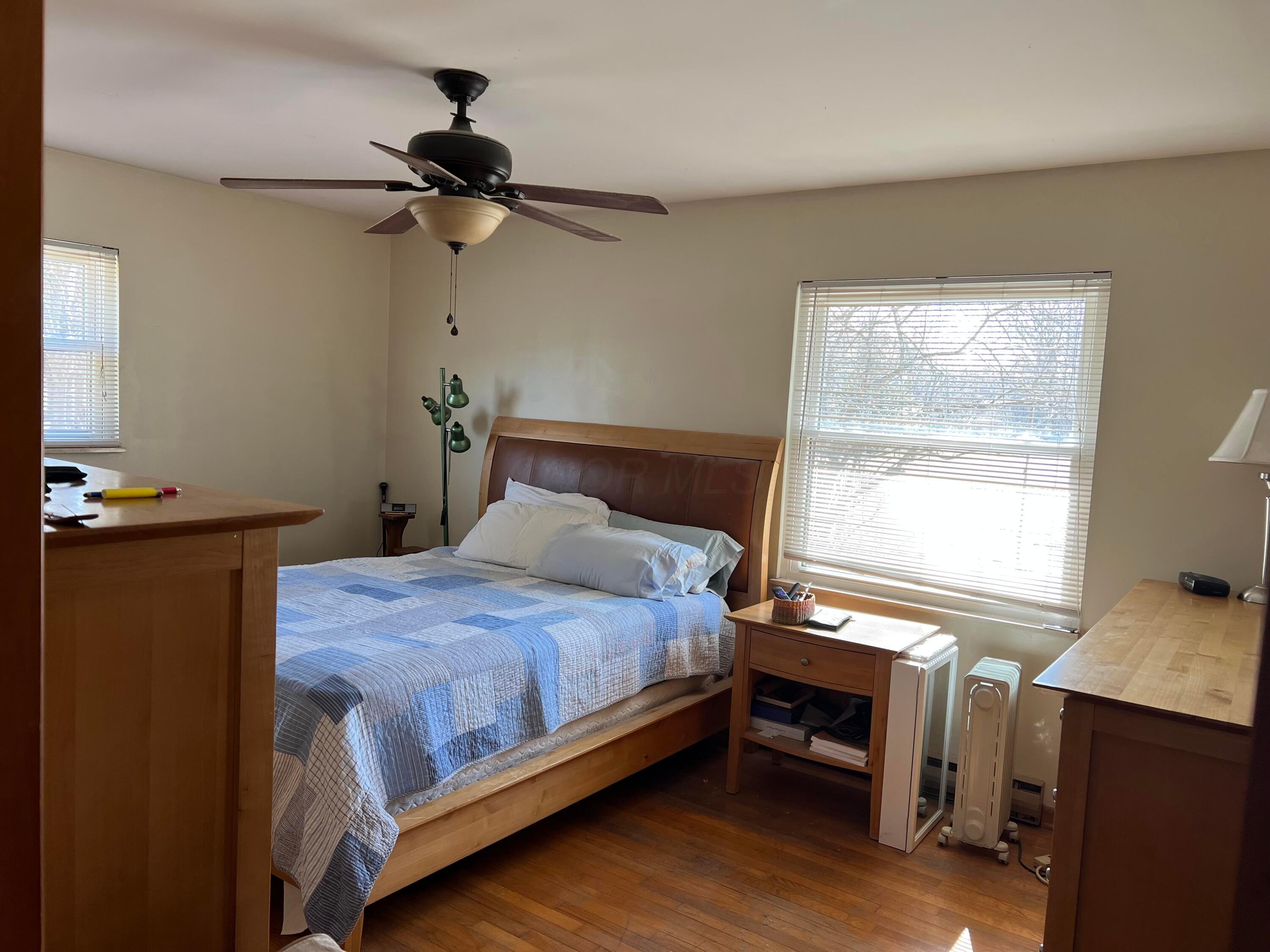 5560 Refugee Road Baltimore, OH 43105 - Photo 13 of 19 Primary Suite w/ full bath