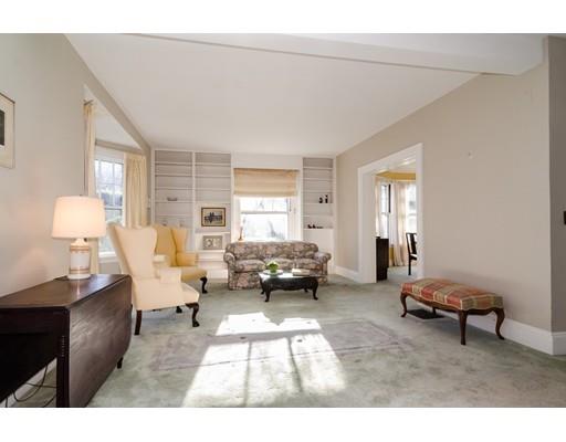42 Cliff Road Wellesley, MA 02481 - Photo 4 of 20 Gallery Image 4