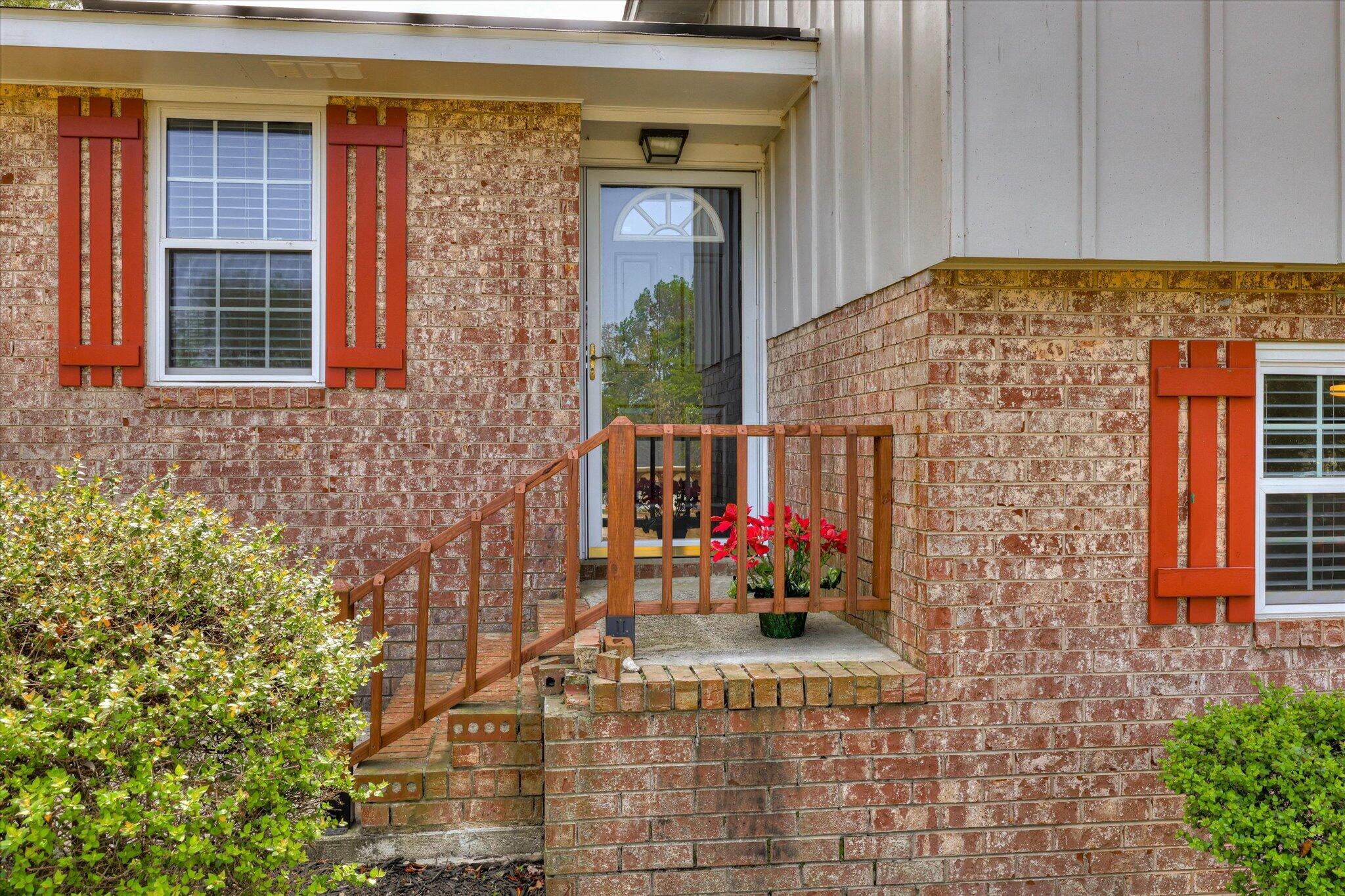 104 Highview Drive Martinez, GA 30907 - Photo 5 of 64 104 Highview Drive
