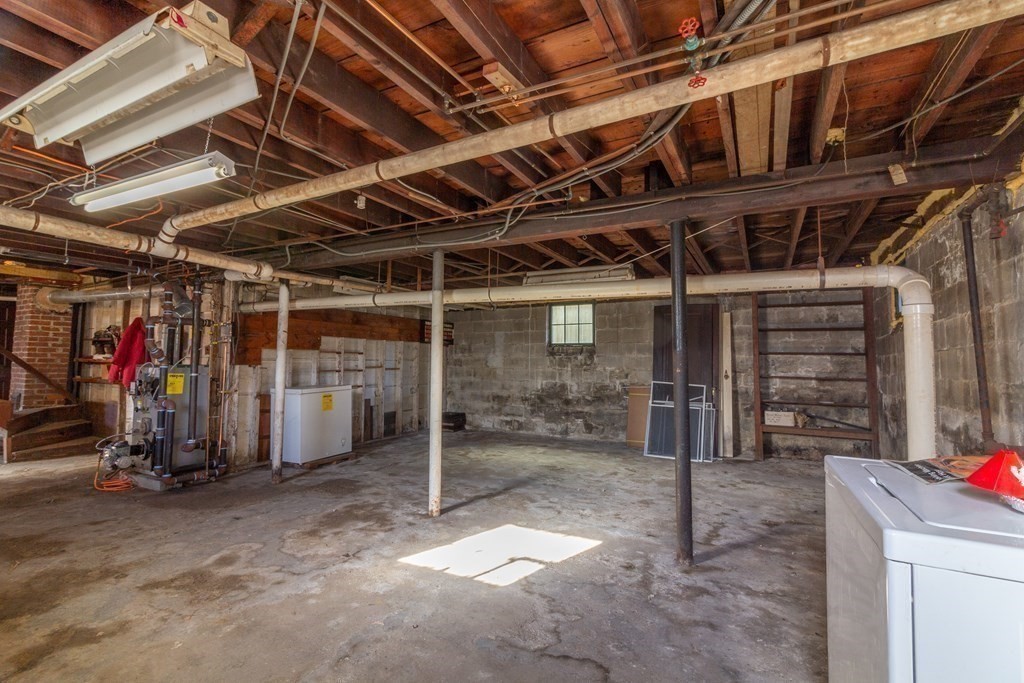 4 Devon Avenue Beverly, MA 01915 - Photo 14 of 20