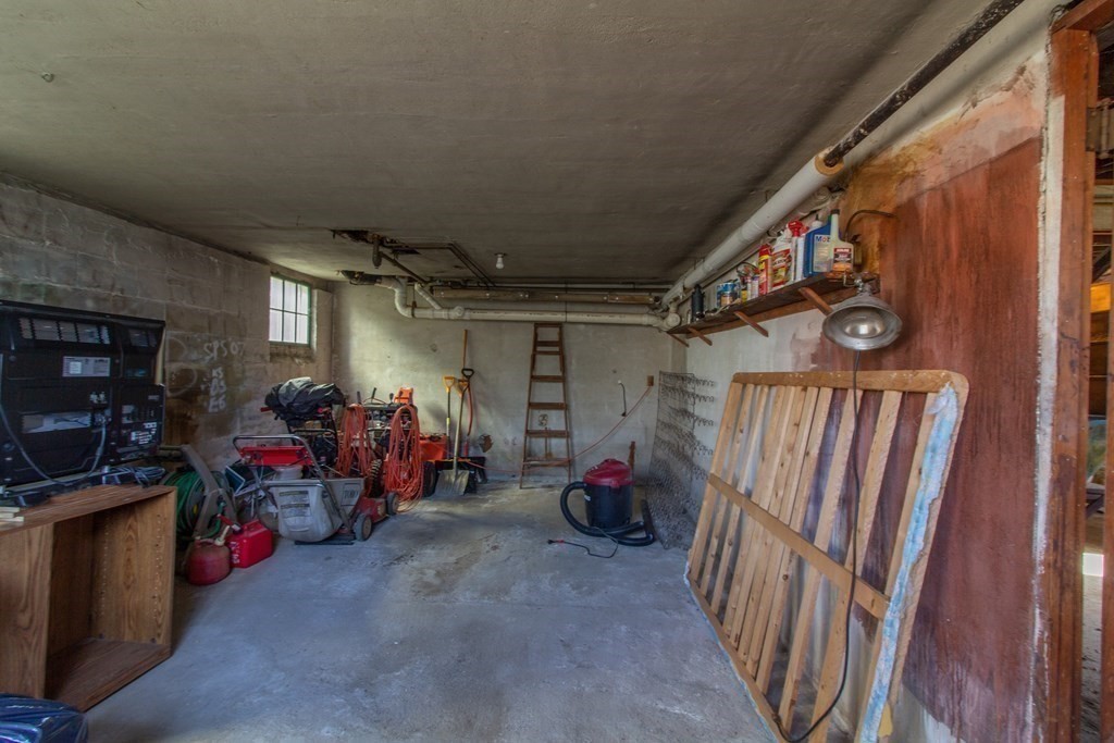 4 Devon Avenue Beverly, MA 01915 - Photo 15 of 20