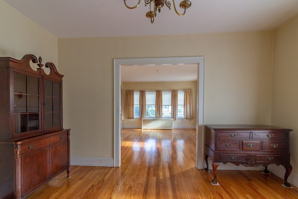 4 Devon Avenue Beverly, MA 01915 - Photo 5 of 20