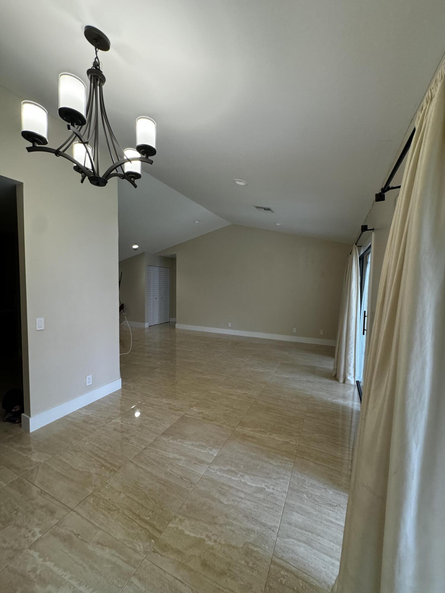 5520 Coach House Circle, Unit G Boca Raton, FL 33486 - Photo 14 of 41 14