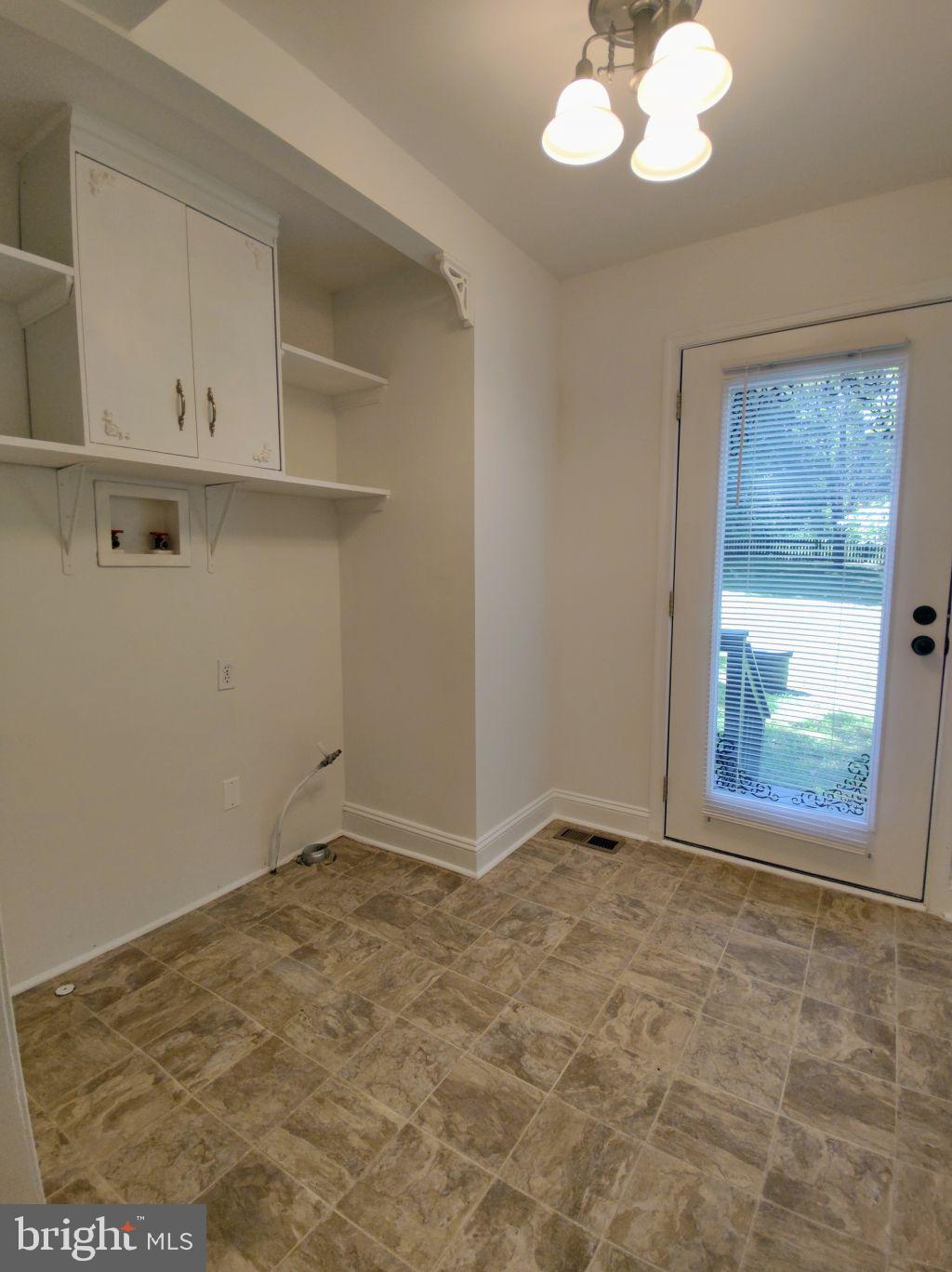 12604 Orange Plank Road Locust Grove, VA 22508 - Photo 9 of 22 Gallery Image 9