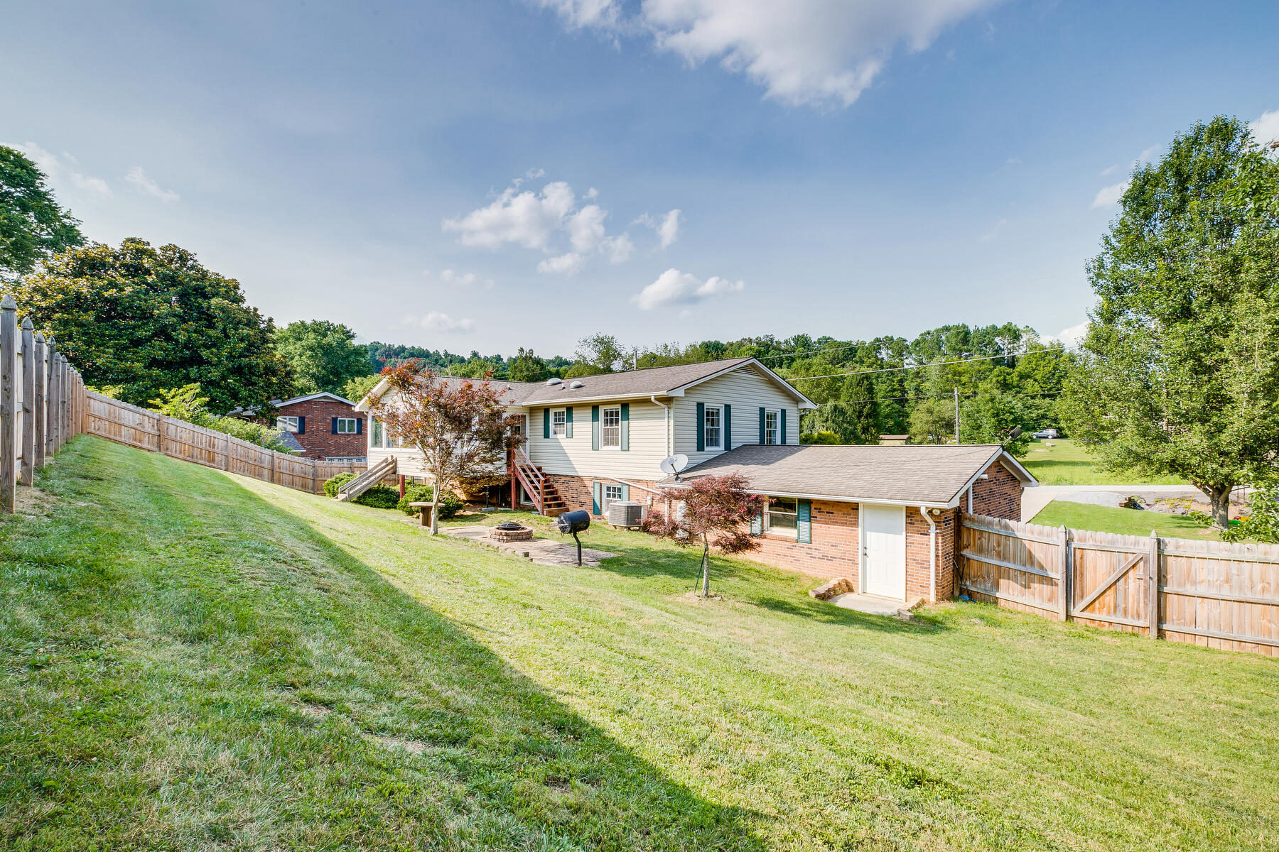 203 Cedar Branch Road Kingsport, TN 37664 - Photo 42 of 45 042