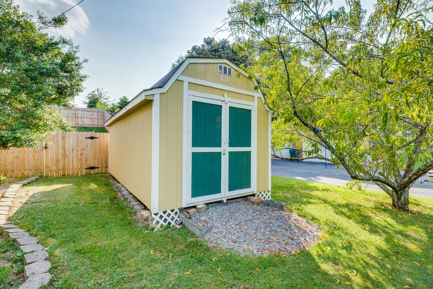 203 Cedar Branch Road Kingsport, TN 37664 - Photo 45 of 45 045