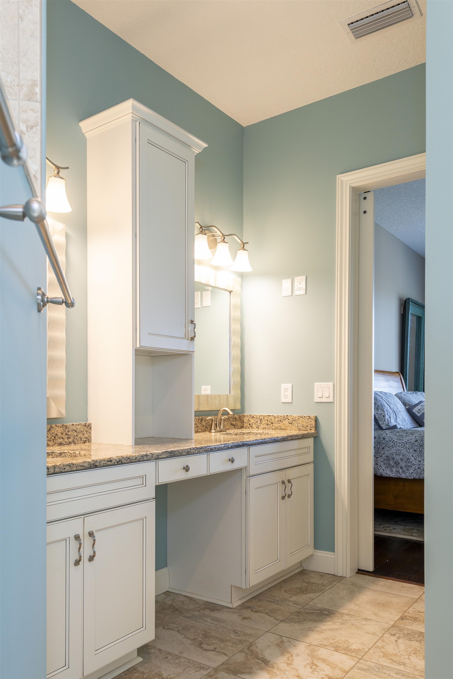 5475 Riverwood Road North St. Augustine, FL 32092 - Photo 17 of 62 Ensuite bathroom featuring double vanity and baseboards