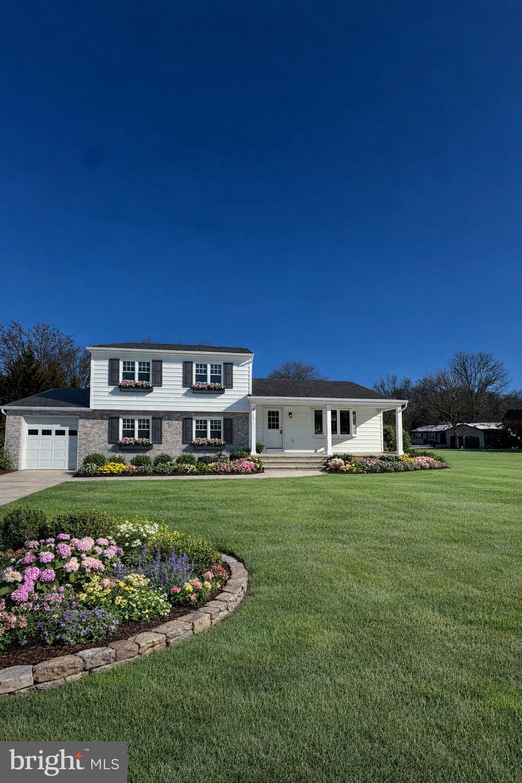 568 Flock Road Trenton, NJ 08690 - Photo 2 of 44