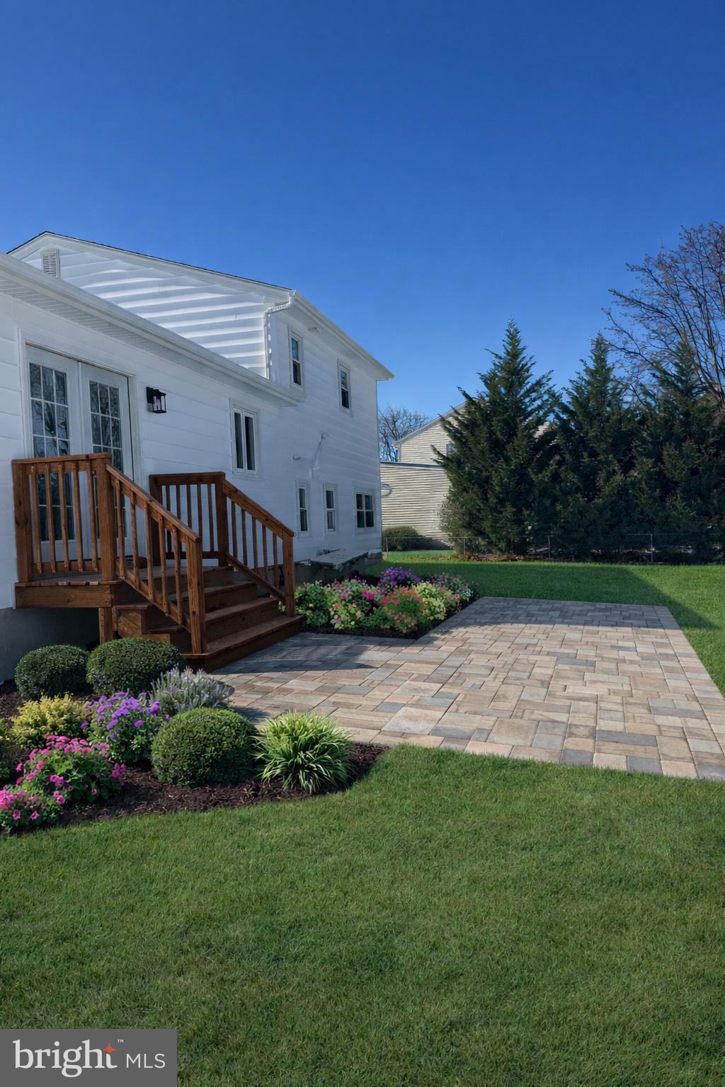 568 Flock Road Trenton, NJ 08690 - Photo 3 of 44