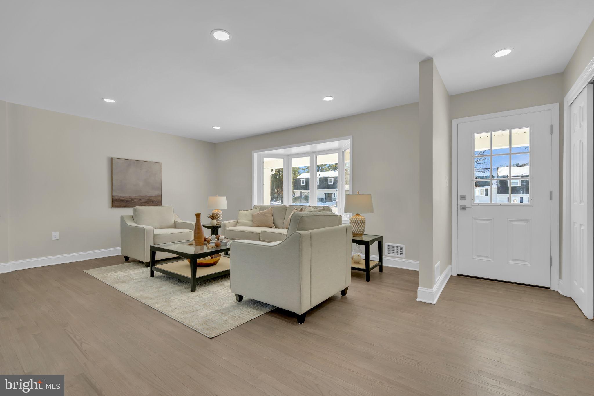 568 Flock Road Trenton, NJ 08690 - Photo 7 of 42 a living room with furniture and a window