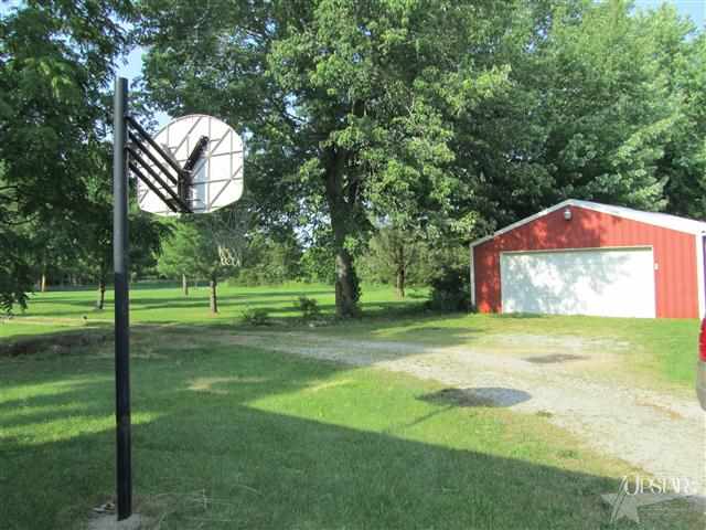 10109 Watterson Road Churubusco, IN 46723 - Photo 26 of 30
