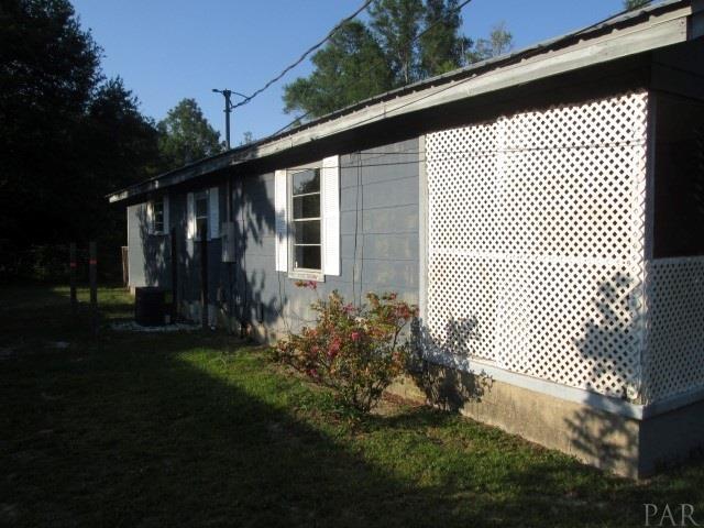 4674 Cerny Road Pensacola, FL 32526 - Photo 2 of 25 Gallery Image 2
