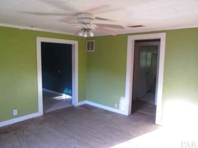4674 Cerny Road Pensacola, FL 32526 - Photo 8 of 25 Gallery Image 8