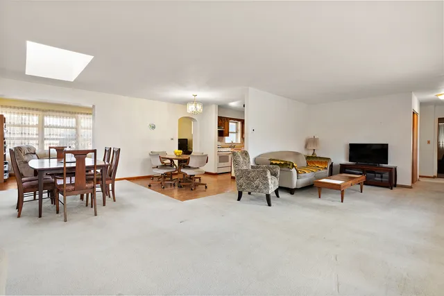 $495,500 | 103 South Maple Lane, Prospect Heights, IL 60070