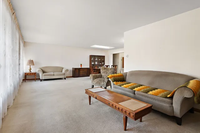 $495,500 | 103 South Maple Lane, Prospect Heights, IL 60070