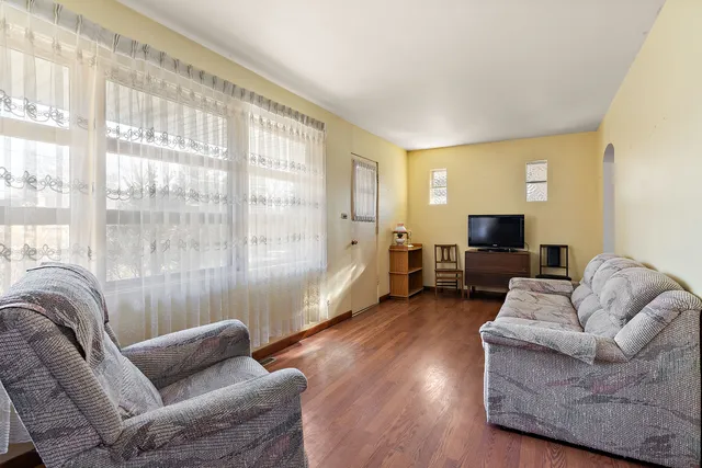 $495,500 | 103 South Maple Lane, Prospect Heights, IL 60070