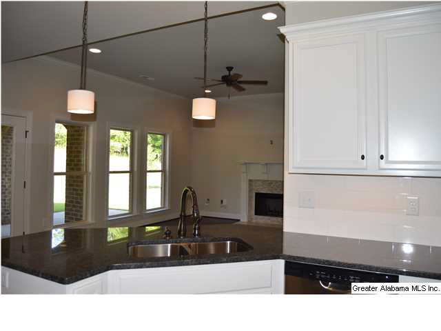 307 Dunrobin Circle Pelham, AL 35124 - Photo 8 of 32