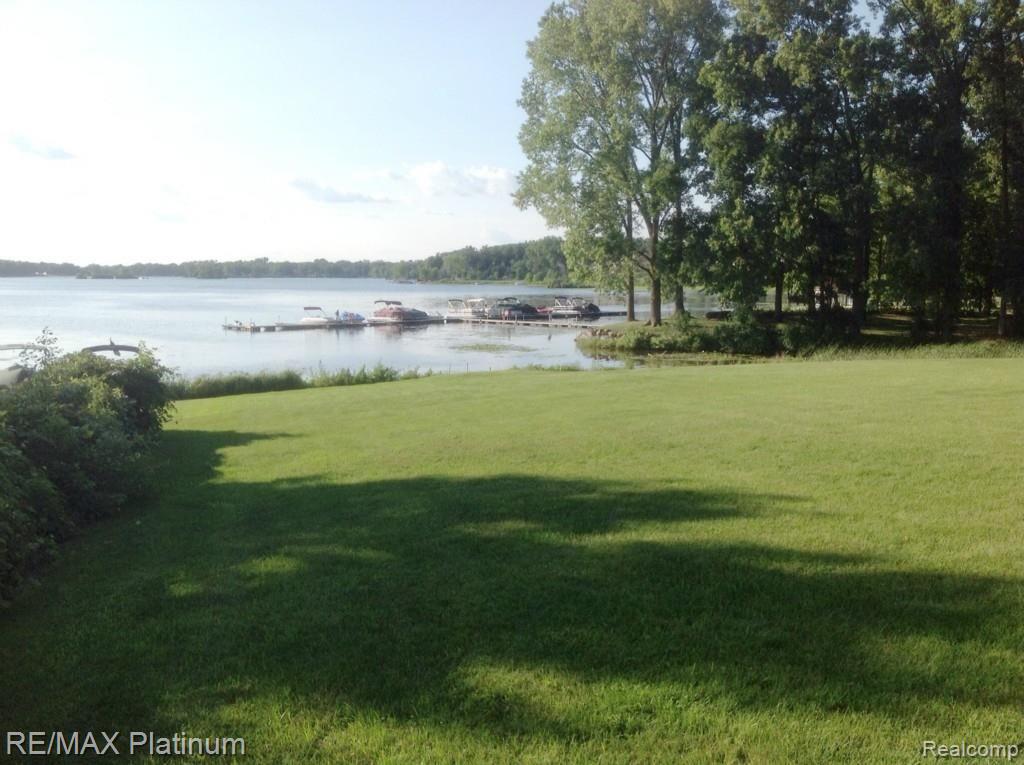 166 Endicott Howell, MI 48843 - Photo 15 of 16 Waterside / Back Yard