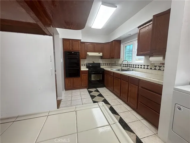 $1,099,999 | 5448 West 116th Street, Inglewood, CA 90304