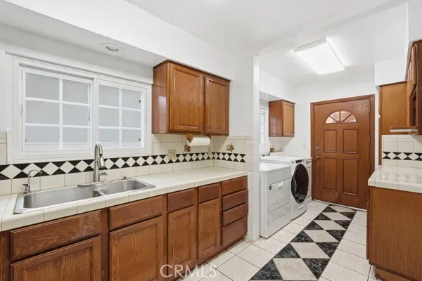 $1,099,999 | 5448 West 116th Street, Inglewood, CA 90304