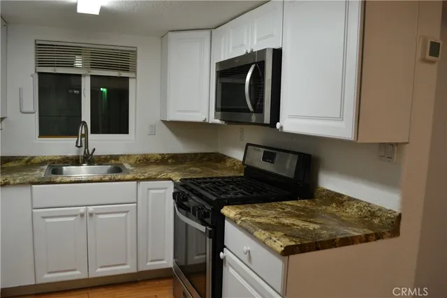 $1,099,999 | 5448 West 116th Street, Inglewood, CA 90304