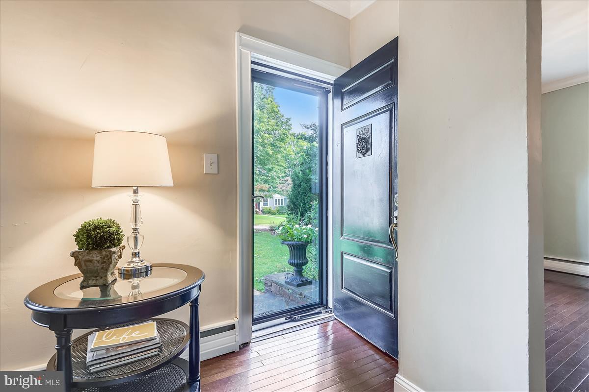 521 Wilton Road Baltimore, MD 21286 - Photo 5 of 38