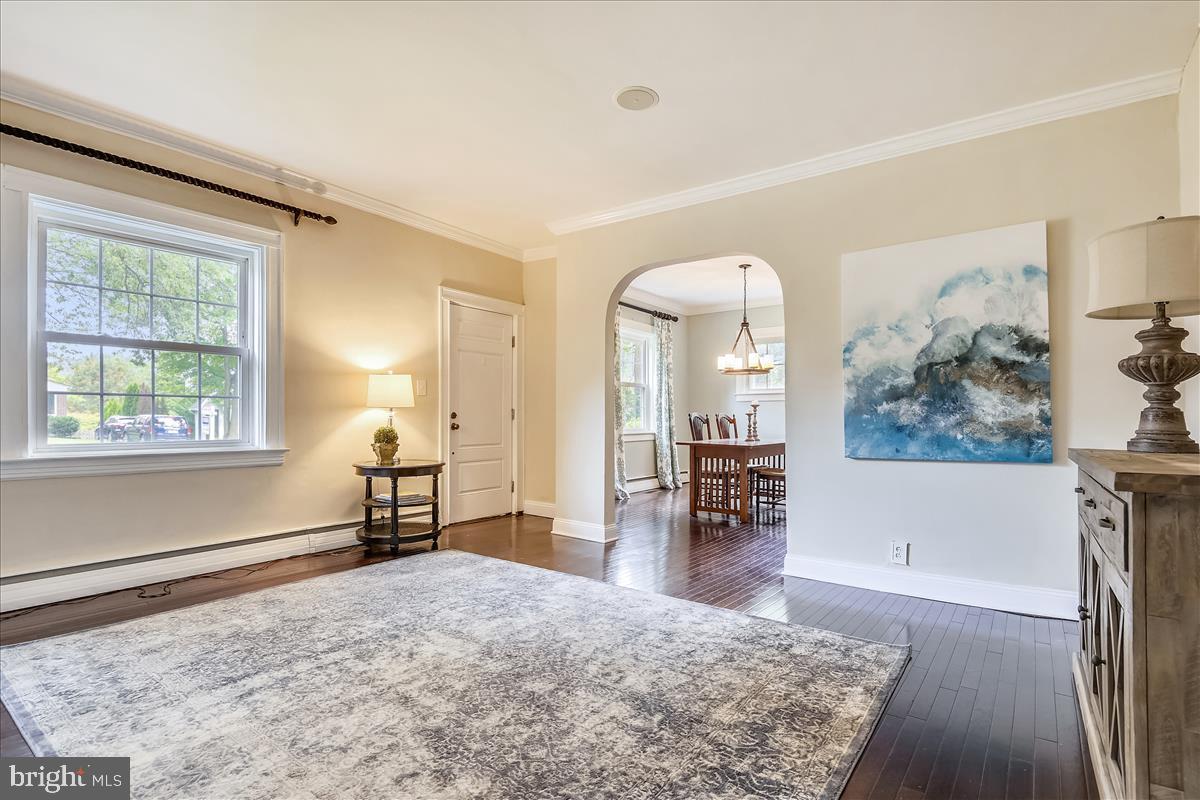 521 Wilton Road Baltimore, MD 21286 - Photo 7 of 38
