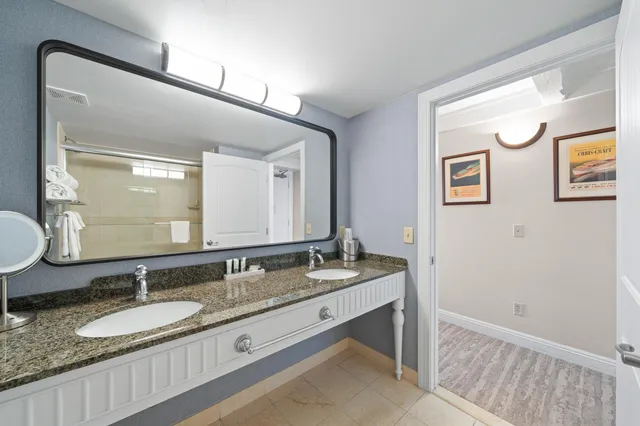 $129,000 | 269 Fontana Boulevard, Unit 1707, Fontana, WI 53125