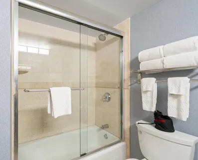 $129,000 | 269 Fontana Boulevard, Unit 1707, Fontana, WI 53125