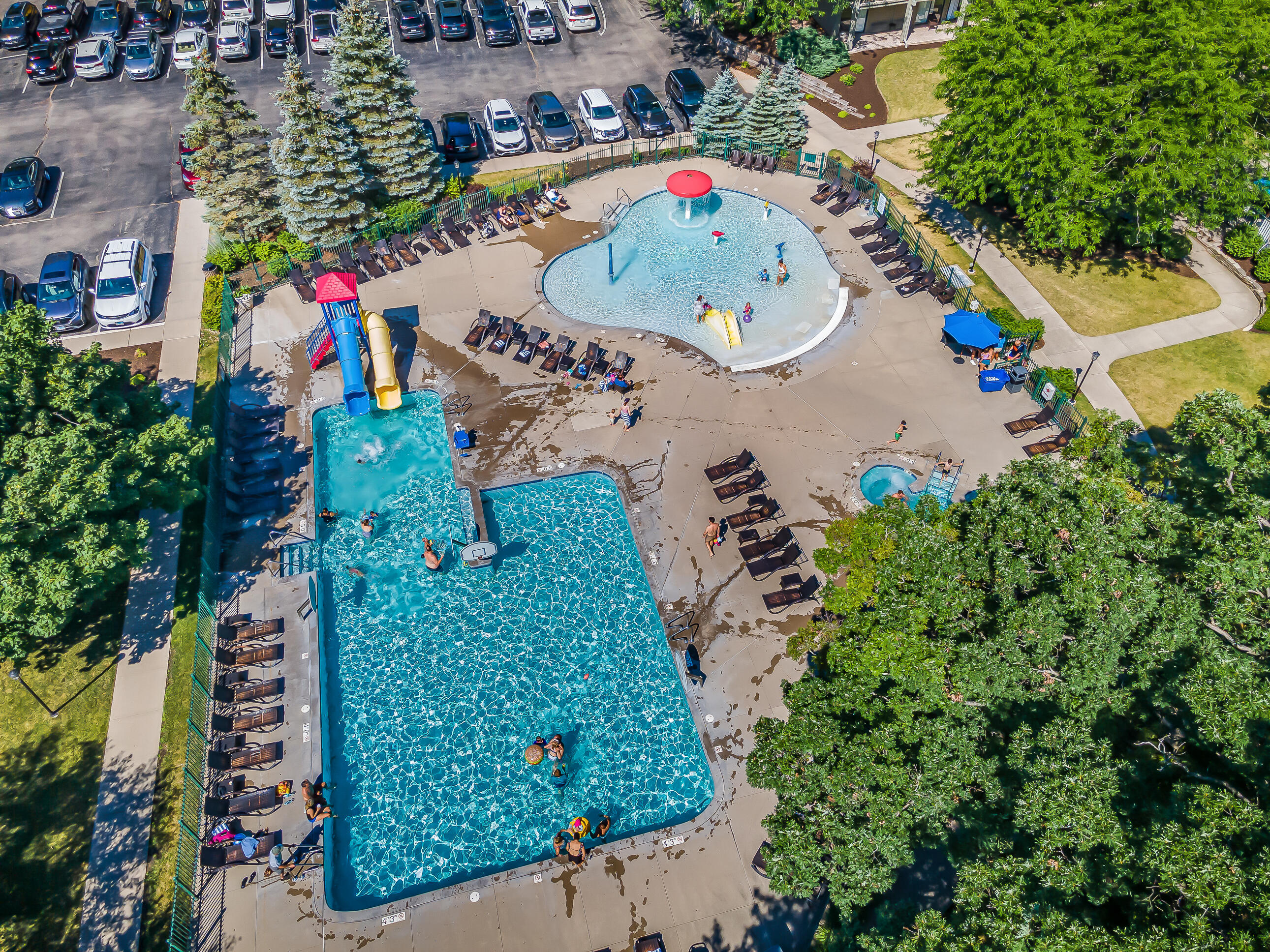 269 Fontana Boulevard, Unit 1707 Fontana, WI 53125 - Photo 20 of 41 Abbey Resort outdoor pools