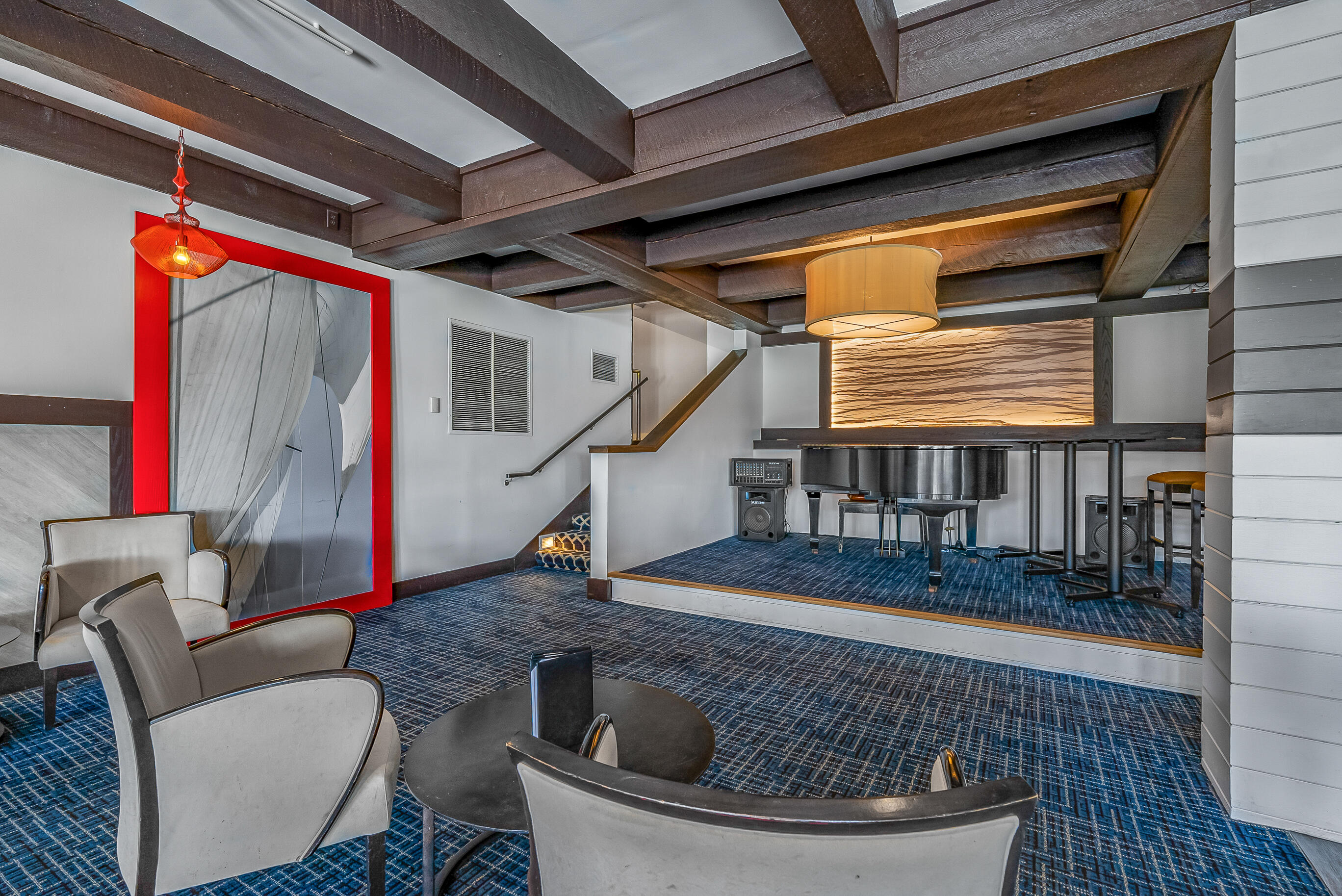 269 Fontana Boulevard, Unit 1707 Fontana, WI 53125 - Photo 31 of 41 Abbey Lounge