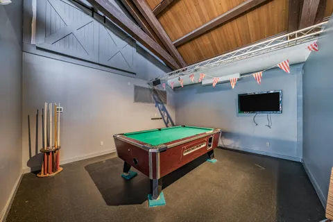 $129,000 | 269 Fontana Boulevard, Unit 1707, Fontana, WI 53125