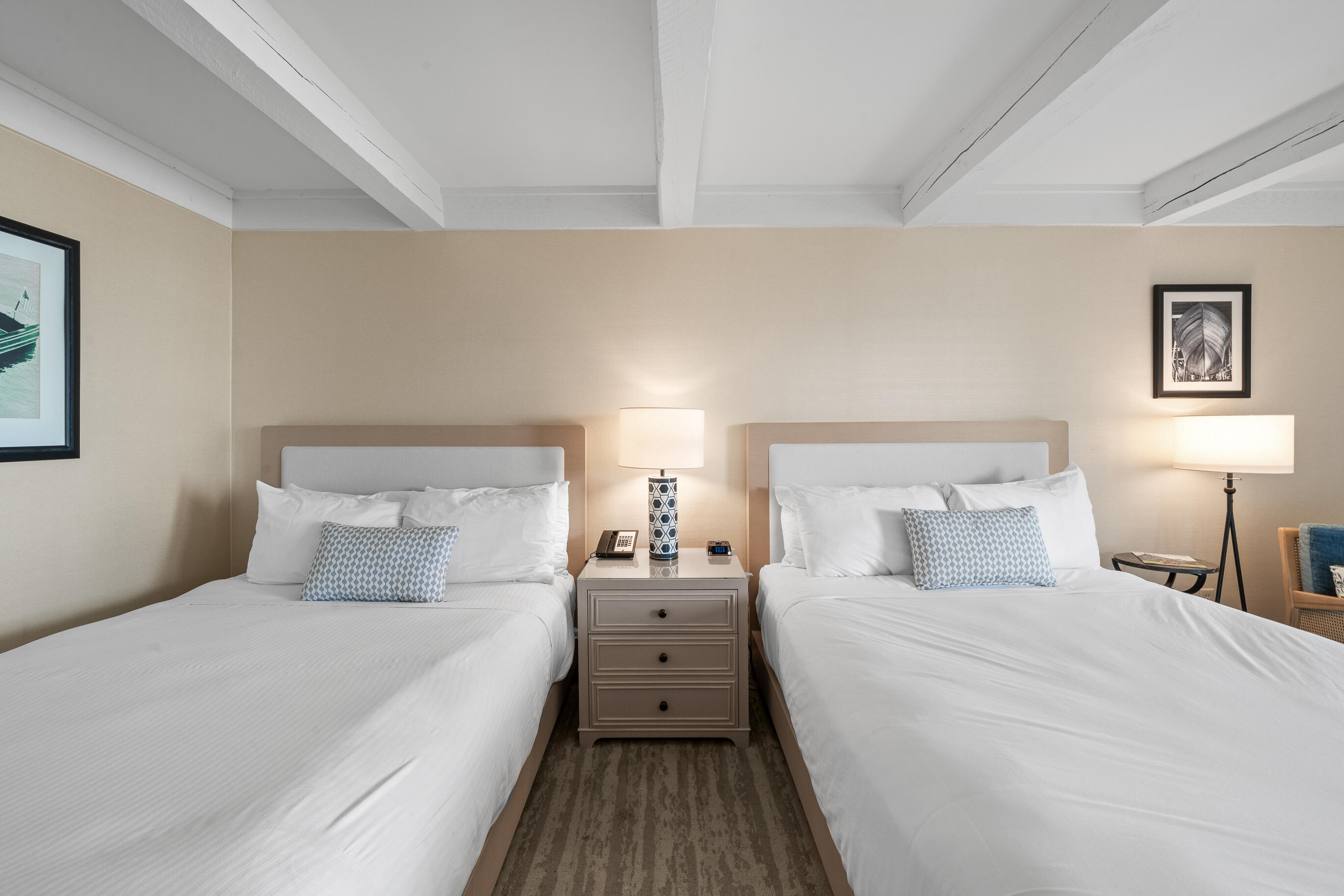 269 Fontana Boulevard, Unit 1707 Fontana, WI 53125 - Photo 5 of 41 Abbey Resort - 1707