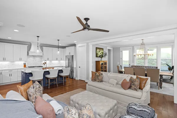 $1,195,000 | 2023 McAvoy Drive, Franklin, TN 37064