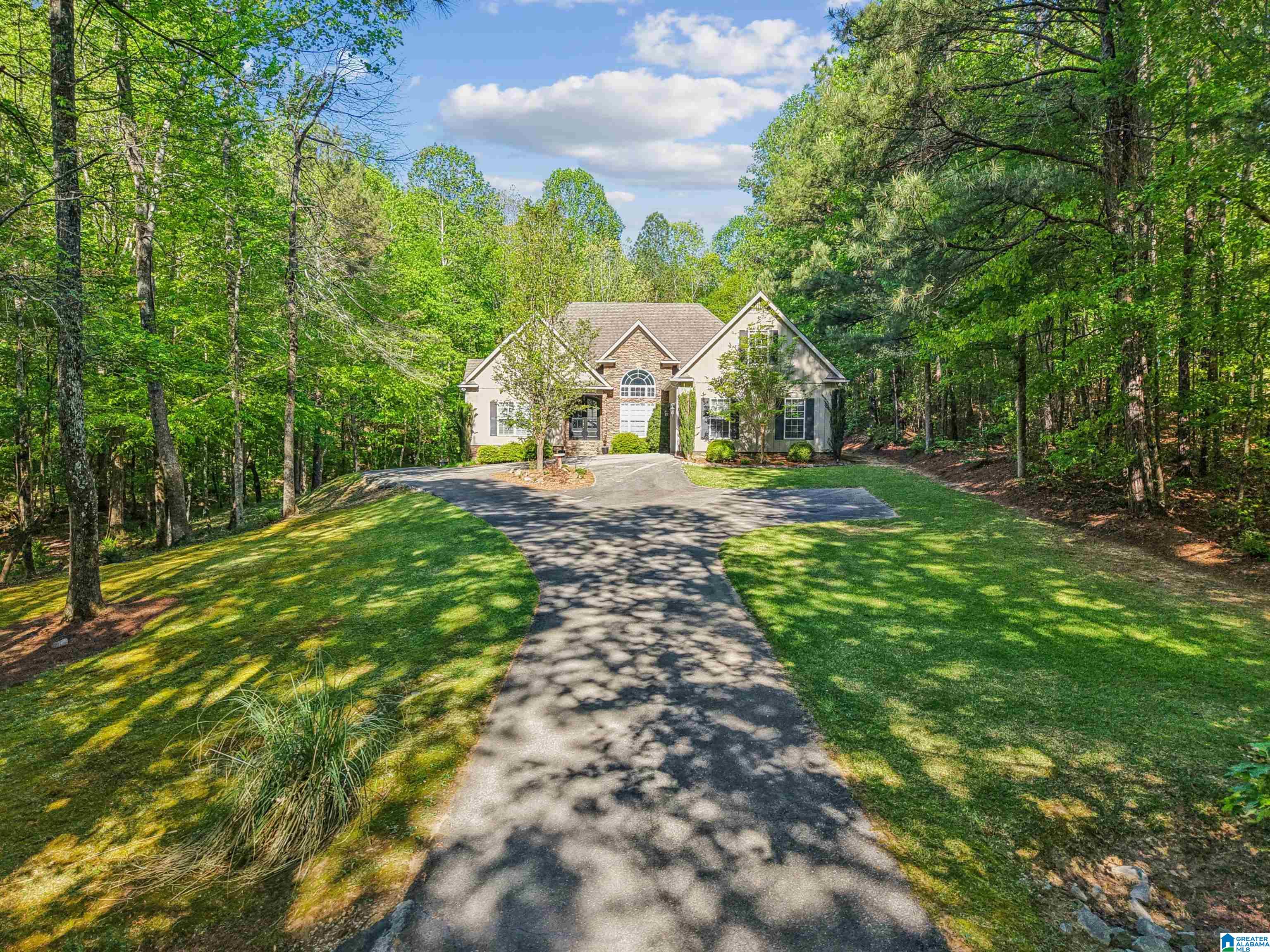 910 Twin Blf Drive Springville, AL 35146 - Photo 1 of 50