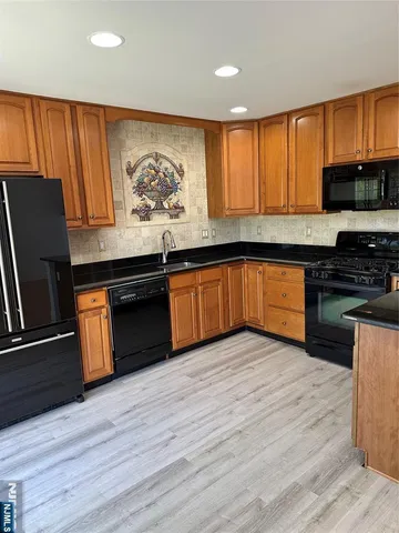 $4,300 | 35 Magnolia Way, North Haledon, NJ 07508