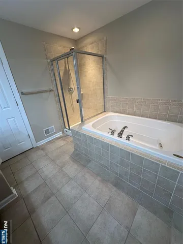 $4,300 | 35 Magnolia Way, North Haledon, NJ 07508