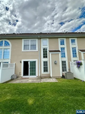 $4,300 | 35 Magnolia Way, North Haledon, NJ 07508