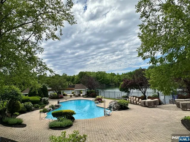 $4,300 | 35 Magnolia Way, North Haledon, NJ 07508