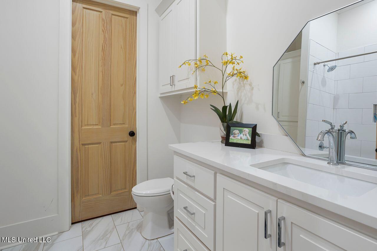 2060 London Avenue Jackson, MS 39211 - Photo 36 of 37 0v7mwpFg