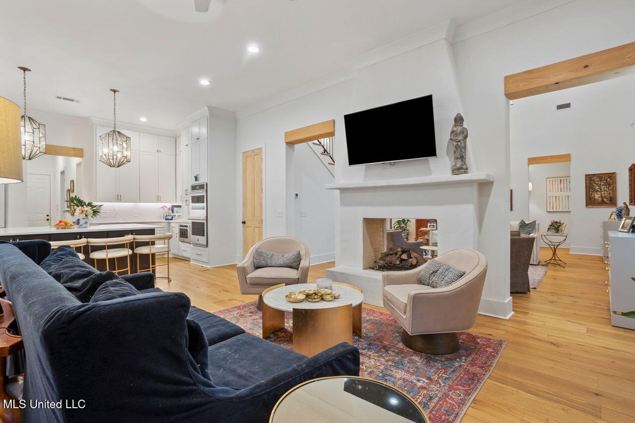 2060 London Avenue Jackson, MS 39211 - Photo 9 of 37 6Nc-92uA